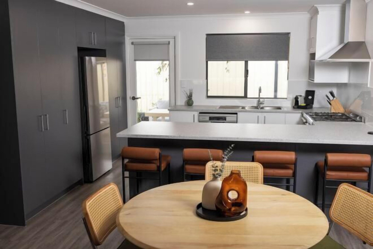Dining Room 4