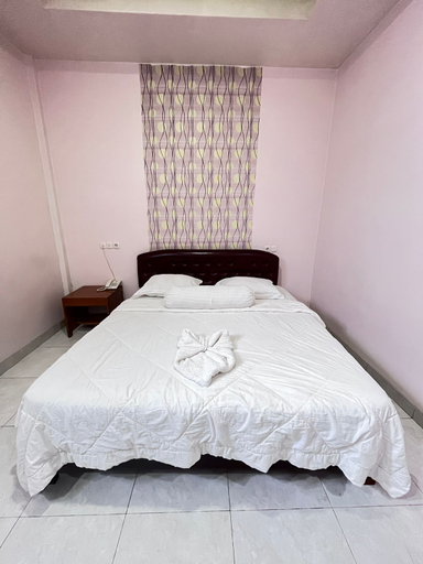 Bedroom 3, Hotel JDF, Nabire