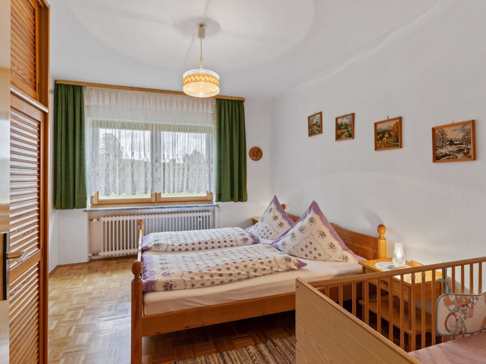 Bedroom 3, Cozy Apartment in Sonnen Bavaria near Forest, Passau