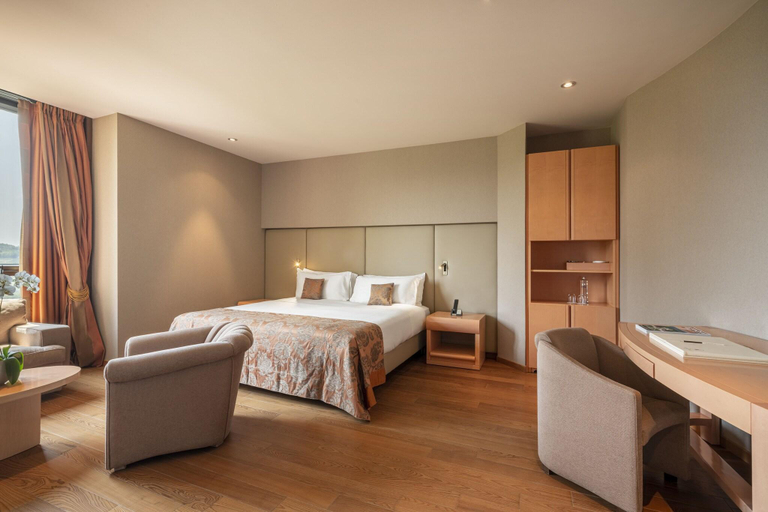 Bedroom 15