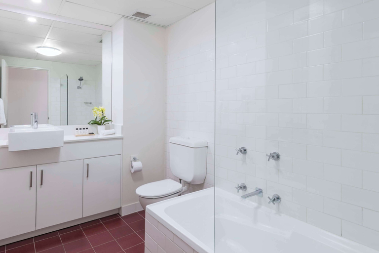Bathroom 11
