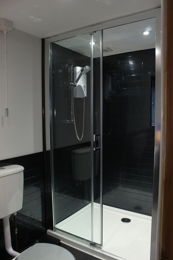 Bathroom 3, Acomb Lodge, North Yorkshire