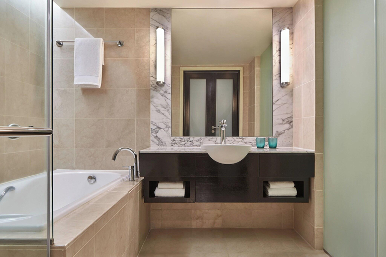 Bathroom 30