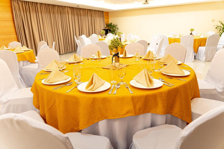 Food & Drinks 3, DCCCO Hotel, Dumaguete City
