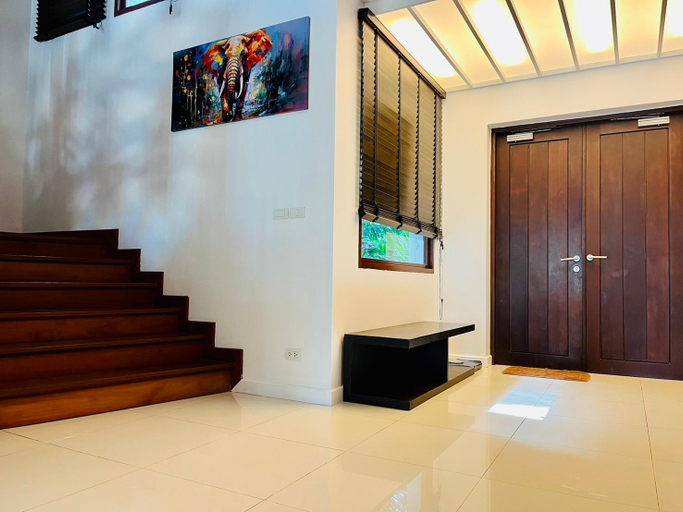 Amatapura Beachfront Villa 15, SHA Certified, Mueang Krabi