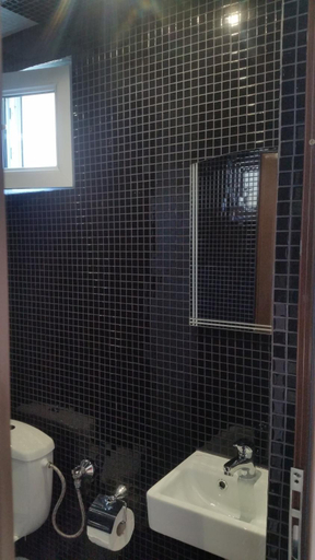 Bathroom 3, Banya Guest Rooms 23, Razlog