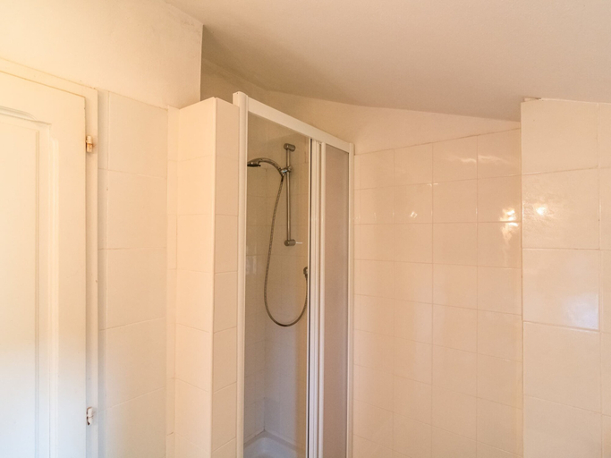 Bathroom 3, Aesthetic Farmhouse in Bucine With Barbecue, Arezzo