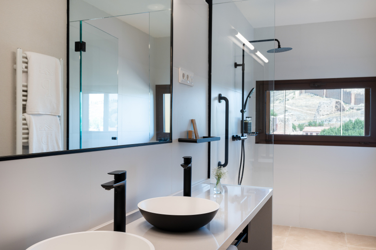 Bathroom 4, Parador Molina De Aragon, Barcelona