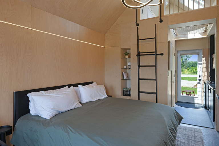 Bedroom 3, Bunkies-the Commissioner, La Salle