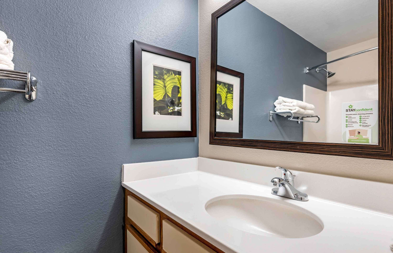 Bathroom 4, Extended Stay America Cincinnati Blue Ash Reed Har, Hamilton