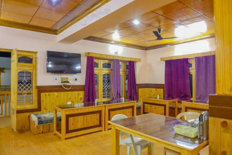Food & Drinks 3, Hotel Thachung, Leh