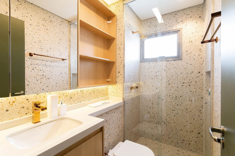 Bathroom 3, Carinás, São Paulo