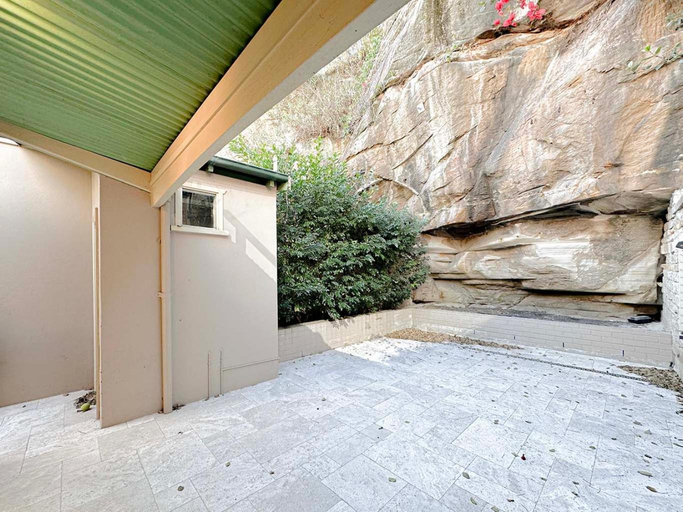 Others 3, Kent St Homestay, Sydney