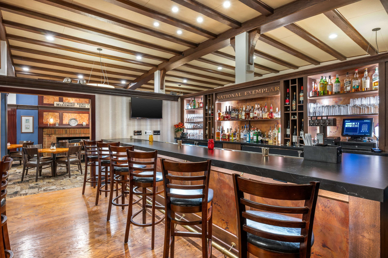 Food & Drinks 5, Best Western Premier Mariemont Inn, Cincinnati