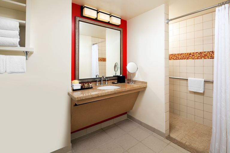 Bathroom, OUTRIGGER Kona Resort & Spa, Hawaii