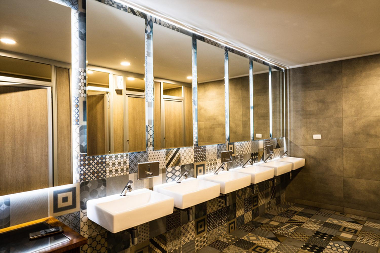 Bathroom, Panamericana Hotel Quintero, Valparaíso