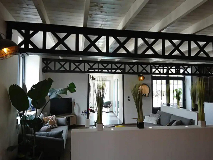 Reception 4, Magnificent Villa in Nuaille-d'aunis With Wellness, Charente-Maritime