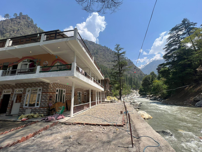 Others 3, The Trippy Tribe Kasol, Kullu