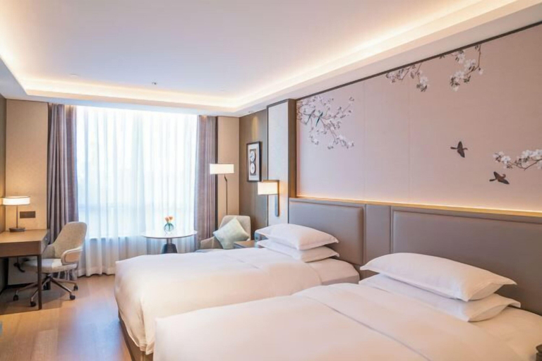 Bedroom 25