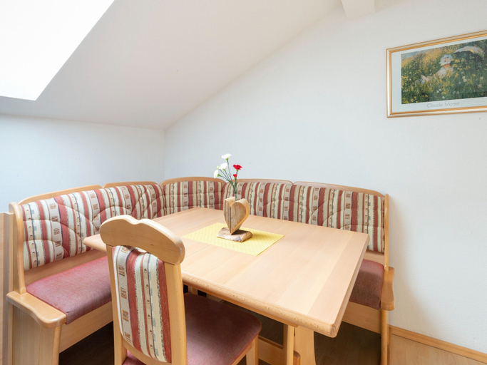 Living room 3, Cosy Apartment in Ladis With Balcony and View, Landeck