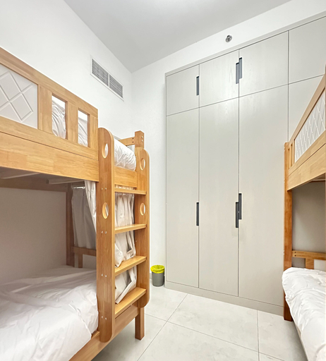 Bedroom 5, Alphatel Hostel-Dubai World Trade Centre, Dubai