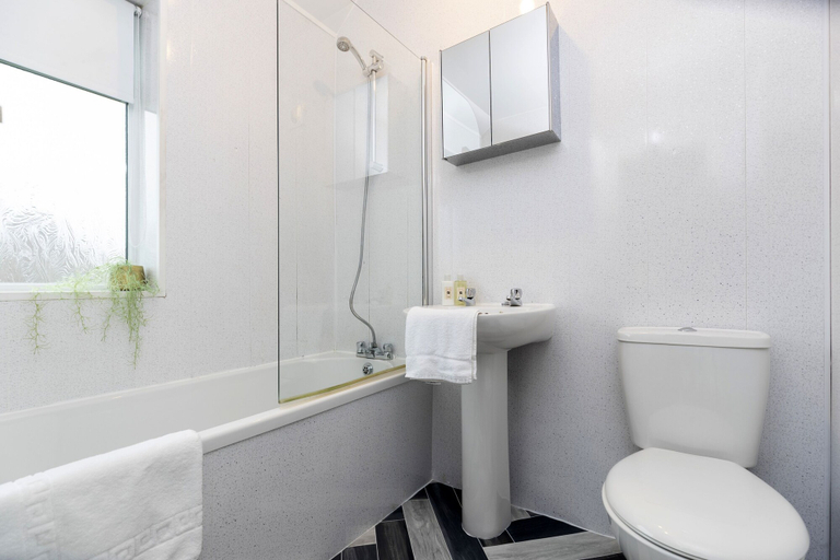 Bathroom 4, HC Property - Taylor Avenue, Durham