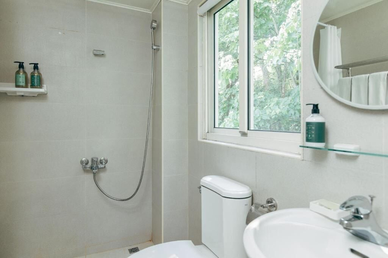 Bathroom 5, Lvbolang by REINDEER, Sanyi, Miaoli