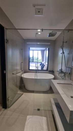 Bathroom 4, Diff Apartel, Phra Nakhon