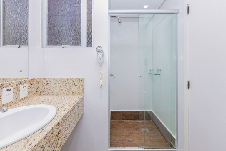 Bathroom 4, Tri Hotel Bento Gonçalves, Bento Gonçalves