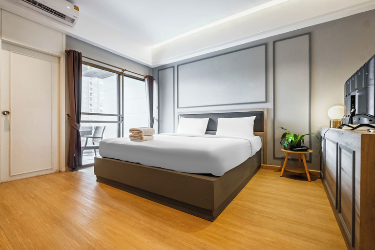 Boss Mansion, Khlong Toey