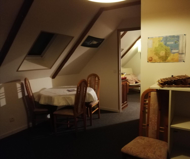 Bedroom 2, Petitbon, Côtes-d'Armor