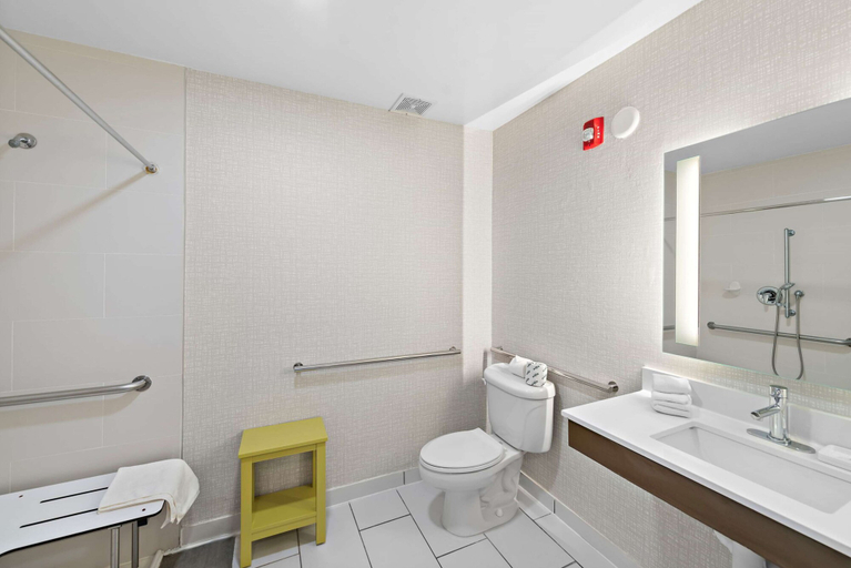 Bathroom 4, Hampton Inn by Hilton Calexico, Imperial