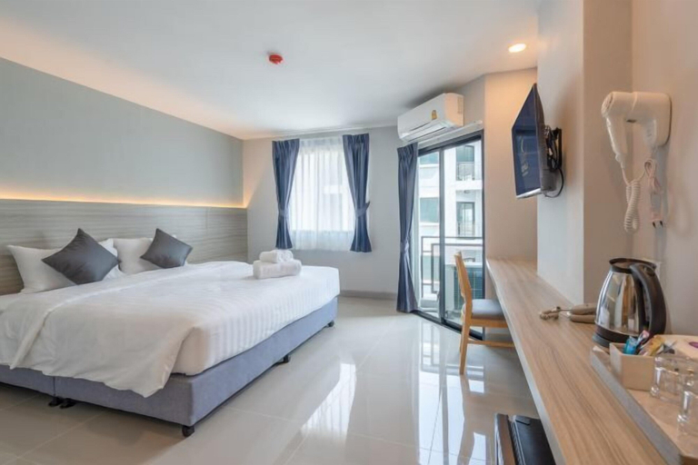 Bedroom 23