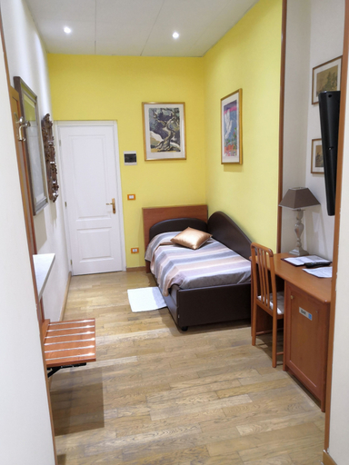 Bedroom 6