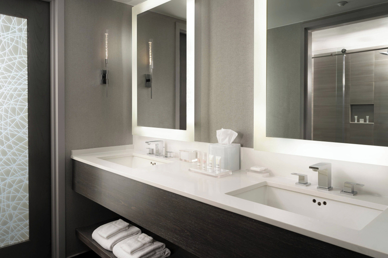 Bathroom 4