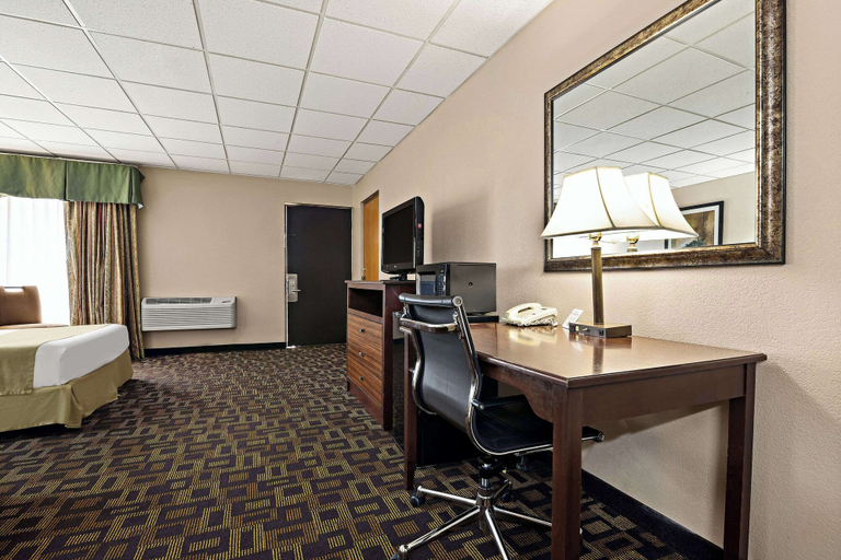 Others 4, Rodeway Inn McPherson East, McPherson