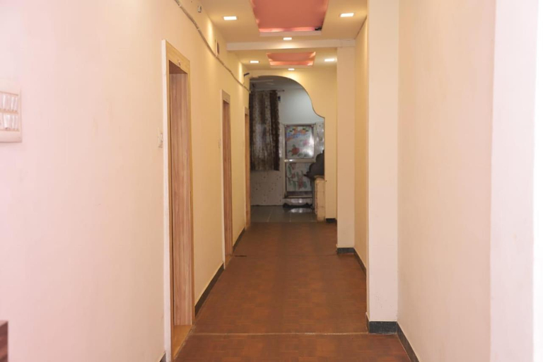Others 4, Hotel Vinayak, Ujjain