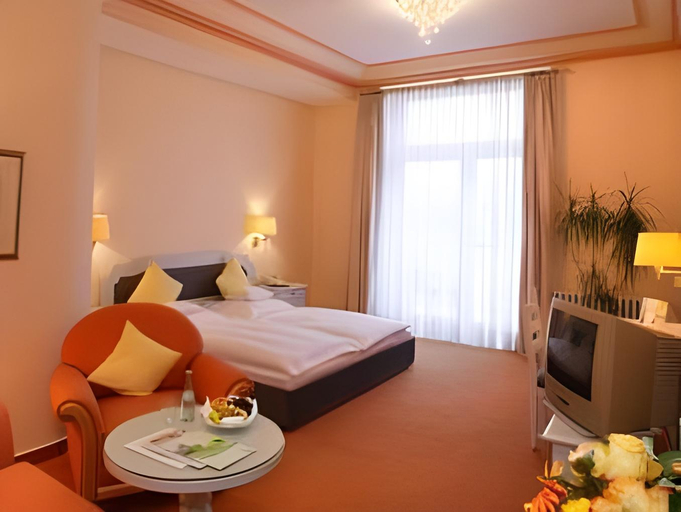 Bedroom 8
