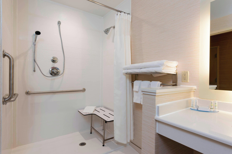 Bathroom 5, Fairfield Inn & Suites Medina, Medina