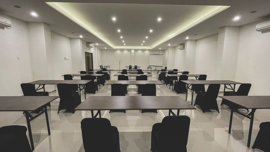 Business Facilities, LPP Garden Hotel, Sleman