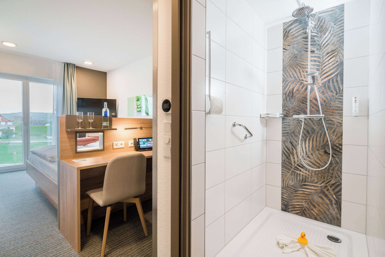 Bathroom 4