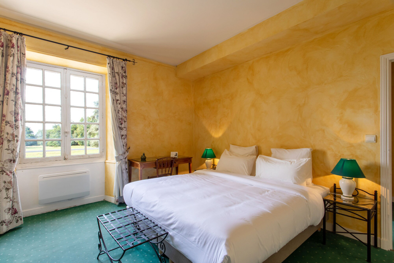 Bedroom 4, Château de Razay, Indre-et-Loire