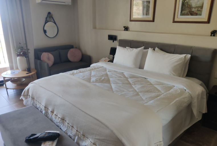 Bedroom 5, blue crystal view, East Macedonia and Thrace