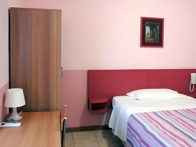 Bedroom 6