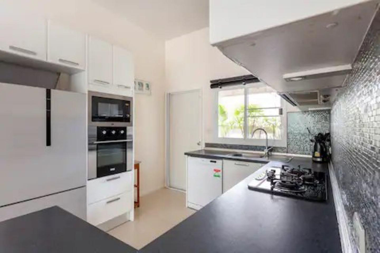 Others 4, Beautiful 3 bed luxury pool villa prime location, Pattaya