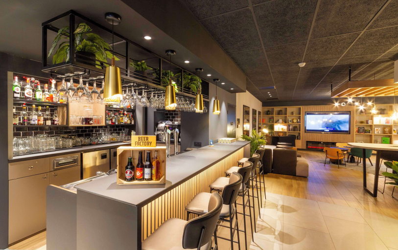 Food & Drinks 5, Campanile Prime Paris 19 - La Villette, Paris