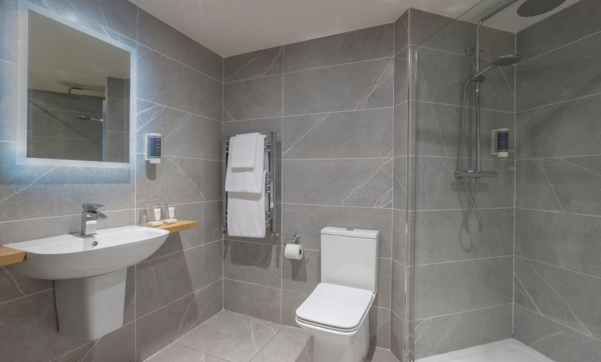 Bathroom 4, Killarney Heights Hotel
