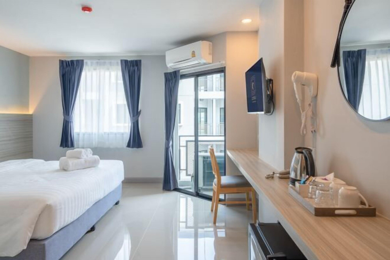 Bedroom 24