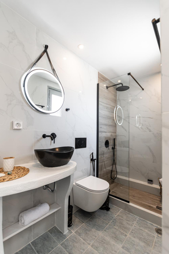 2, La Luna Suite, Naxos Town Center, South Aegean