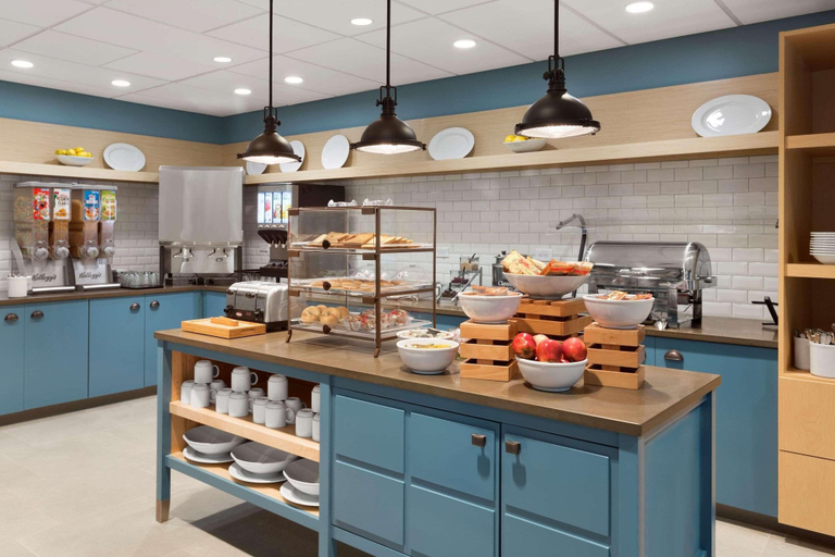 Food & Drinks 5, Country Inn & Suites by Radisson, Smithfield-Selma, NC, Johnston
